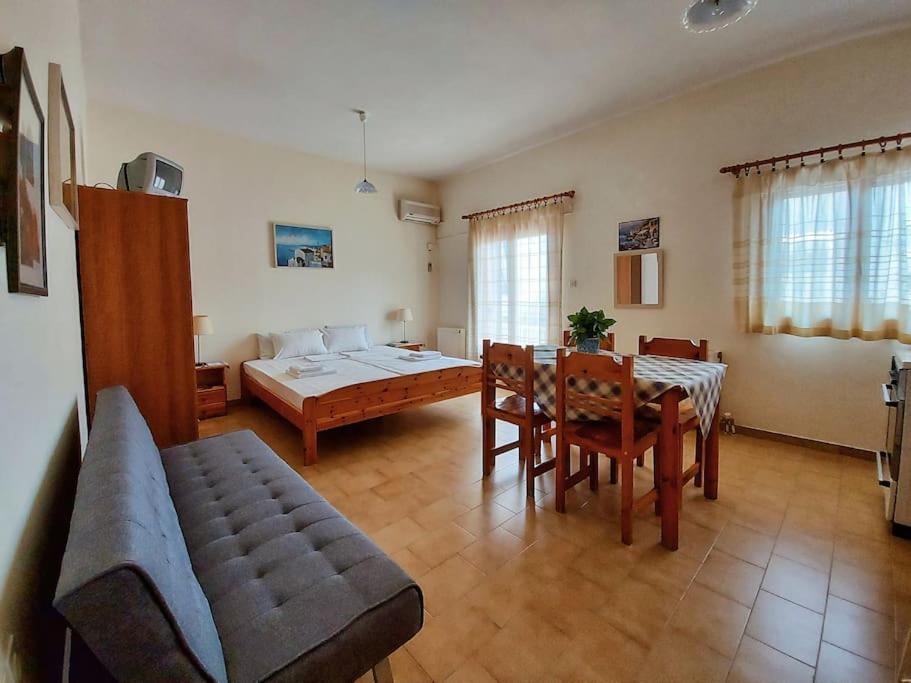 Selfcatering -Studio Helen No 7 Xiropigado Extérieur photo
