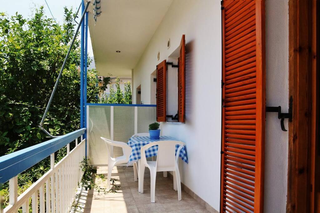 Selfcatering -Studio Helen No 7 Xiropigado Extérieur photo